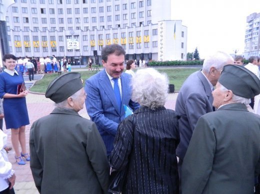 Партія регіонів приєдналась до урочистостей з нагоди підняття Державного Прапора України